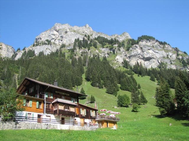 das Berggasthaus Golderli (hier haben wir wieder übernachtet), im Hintergund der Zahm- und Wild Andrist