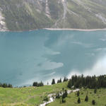 schönes Breitbildfoto vom Oeschinensee