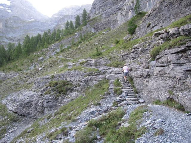 wir nähern uns dem ersten von drei Wasserfällen