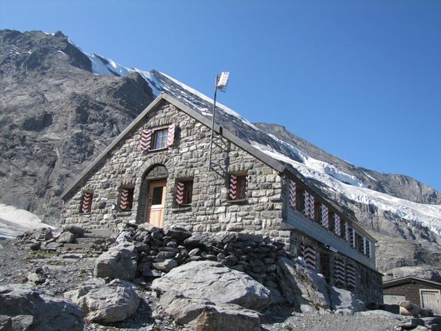 wir haben die Fründenhütte auf 2562 m.ü.M. erreicht