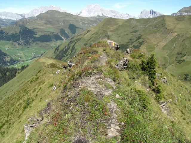 eine kurze aber schöne Gratwanderung, führt uns vom Jägglisch Horn nach Äbi