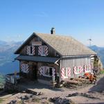 das Berggasthaus auf dem Grossen Mythen. Hier werden wir übernachten