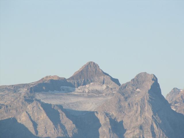 Blick zum Uri Rotstock. Dort oben waren wir auch schon