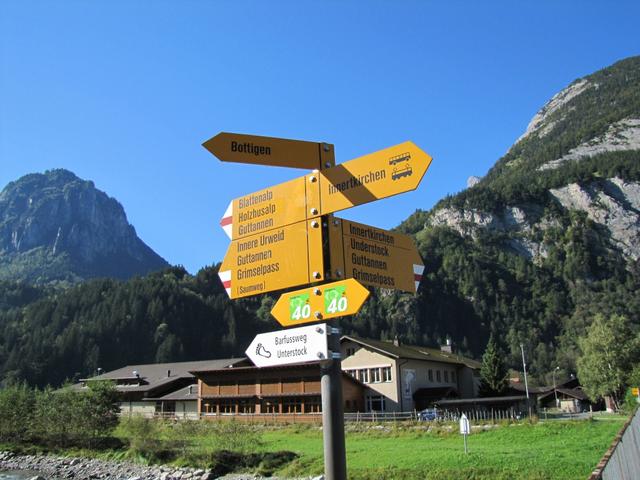 Wegweiser bei Innertkirchen Grund 626 m.ü.M.