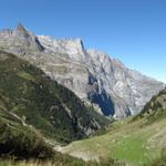 Blick zu den Engelshörner mit Gstellihorn und Grosses Engelshorn