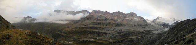 Breitbildfoto von der Gaulihütte aus gesehen