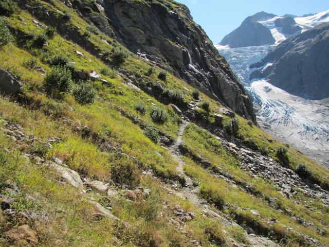 immer wieder erstaunt es einem, das auf dieser Höhe, ein gut erbauter Bergweg vorhanden ist