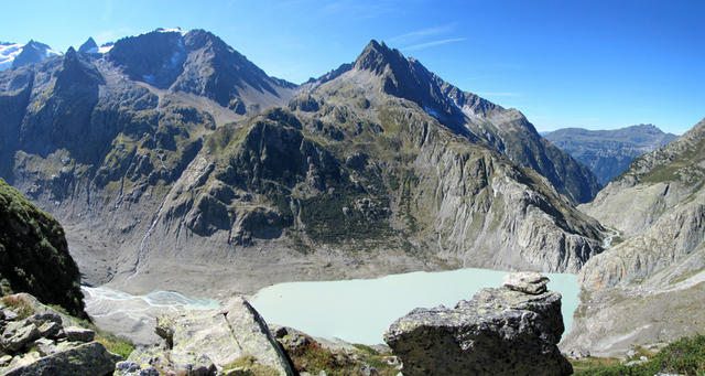 Breitbildfoto mit Steinhüshorn, Furtwangsattel und Mährenhorn