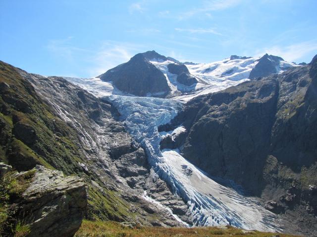 Blick zum Triftgletscher und Triftstöckli