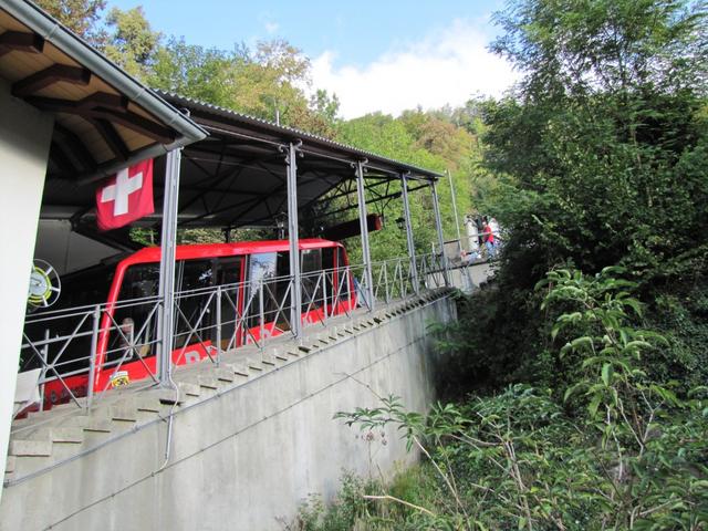 wir lassen uns verwöhnen. Wir nehmen die Drahtseilbahn