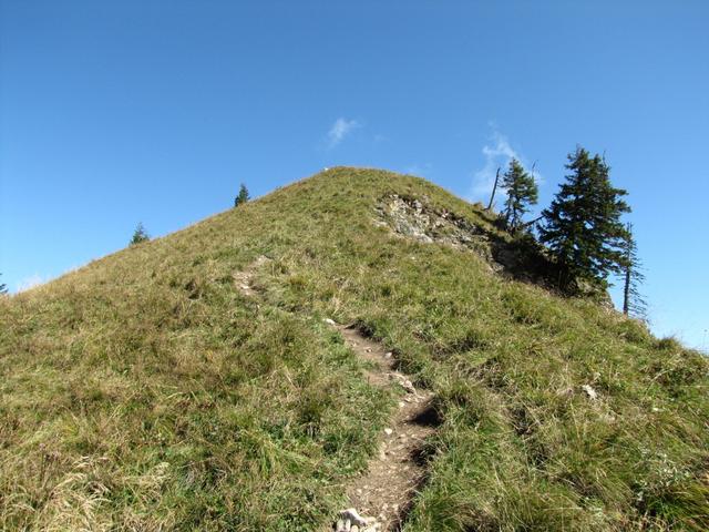 ab hier fängt die richtige Gratwanderung an. Der Bergweg wird steil