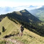 Blick zurück. Schön ersichtlich die ganze Gratwanderung bis Harder Kulm