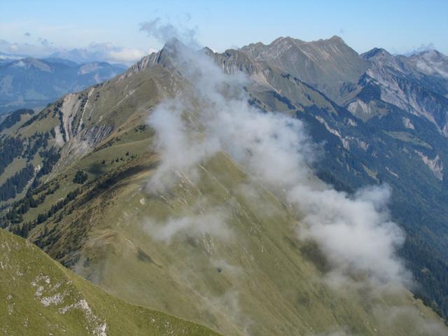 Blick auf die Brienzer Rothornkette, Richtung Brienzer Rothorn