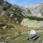 bei Punkt 1771 m.ü.M. direkt nach der Staumauer, befindet sich ein schöner Picknick Platz