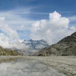 Bächlisboden, am Horizont die Gärstenhörner