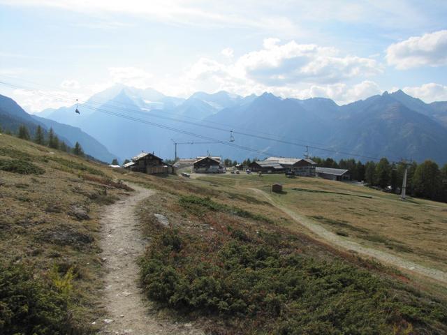 auf dem Weg zur Bergstation auf der Hannigalp 2121 m.ü.M.