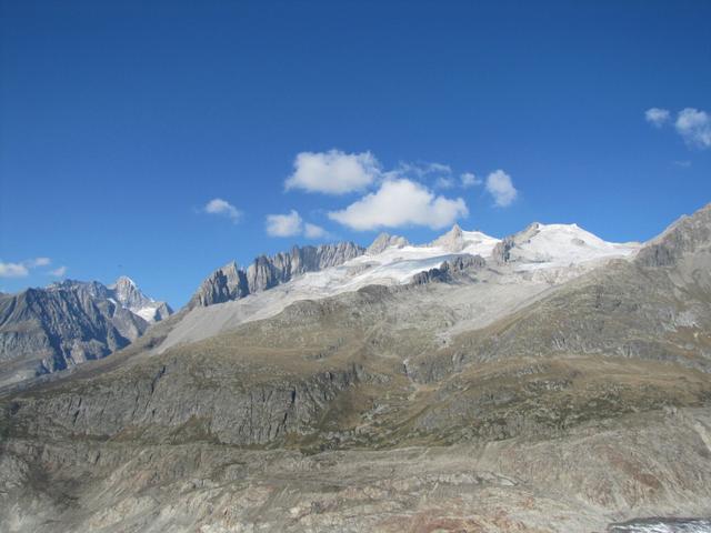 Blick Richtung Nesthorn, Gr.Fusshorn, Rotstock und Geisshorn