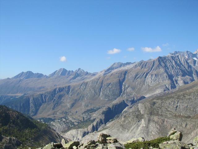 Blick Richtung Belalp links, Sparrhorn rechts