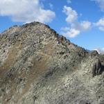 der Bergpfad ist gut ersichtlich und für geübte Bergwanderer ohne Probleme meisterbar