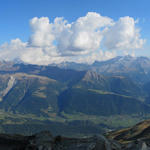 traumhaftes Breitbildfoto mit Fieschergletscher, Oberaarhorn, das Goms, das Binntal und das Bettmerhorn