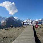 sehr schönes Breitbildfoto von der Berghütte bei der Bergstation Eggishorn