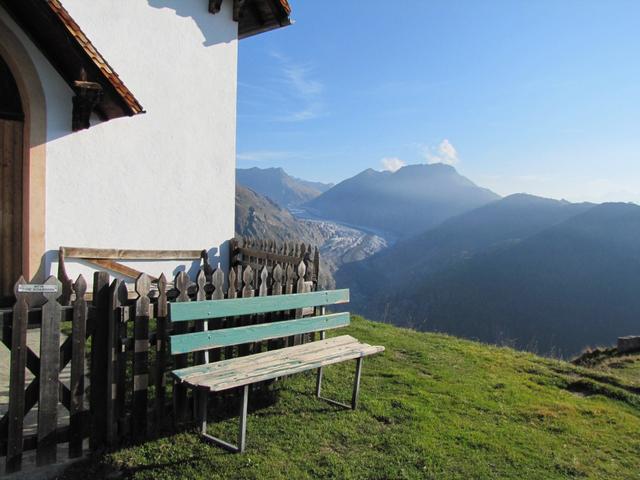 bei der Kapelle beim Hotel Belalp mit Blick zum Grossen Aletschgletscher und Eggishorn. Am Vortag waren wir dort oben