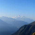 Breitbildfoto mit Fletschhorn, die Mischabelgruppe, das Matterhorn und das glitzernde Weisshorn