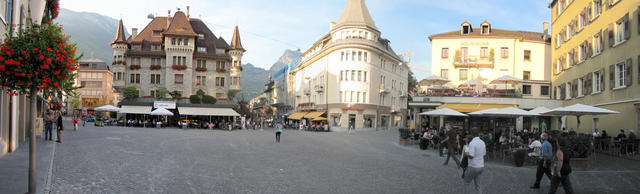 Breitbildfoto der Altstadt von Brig