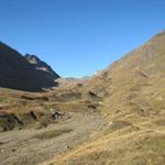 Blick ins Val Corno und Passo del Corno. Links der Griesshorn/Corno Gries