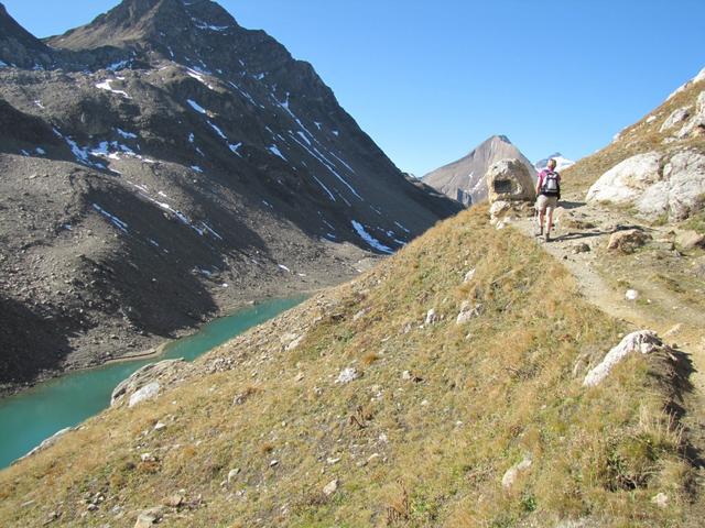 auf der Höhe vom Cornosee. Links der Griesshorn/Corno Gries