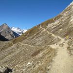 kurz vor der Verzweigung bei Calcestro 2520 m.ü.M. Geradeaus geht es zum Nufenenpass. Wir halten links