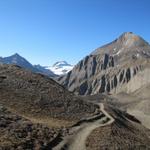 kurz vor der Schweiz-Italienischen Grenze mit Blick Richtung Corno di Ban, Ofenhorn und Bättelmatthorn