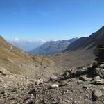 das Val Gries mit Capanna Corno Gries. Am Horizont das Val Bedretto