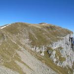 der Bergpfad führt zunächst Richtung Furggengütsch, um danach nach rechts abzuschwenken