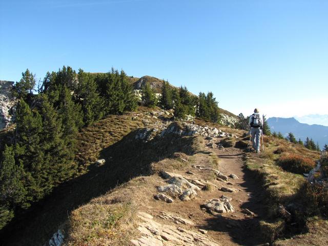 Punkt 1979 m.ü.M. Mäusi erhöht das Tempo, wir haben noch eine lange Wanderung vor uns