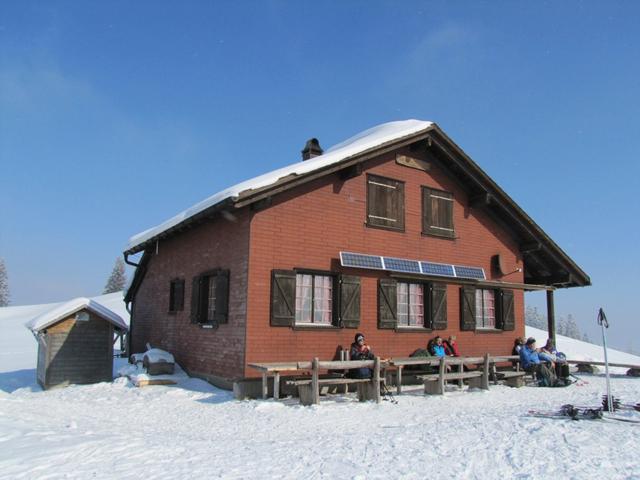 wir haben die Furggelenhütte 1529 m.ü.M. erreicht