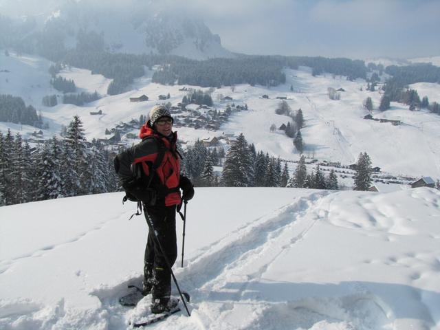 Mäusi hat Brunni im Alpthal entdeckt. Wir haben unser Start/Endziel erreicht