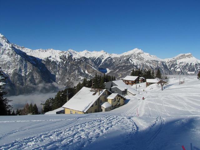 Blick zurück zur Bergstation Eggbergen