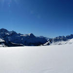 super schönes Breitbildfoto mit Blick in die Urner Alpen