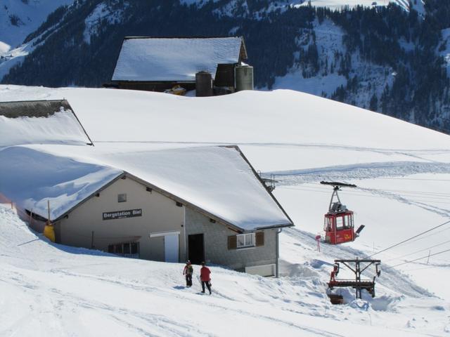 wir haben die Bergstation der Seilbahn Biel-Kinzig 1626 m.ü.M. erreicht