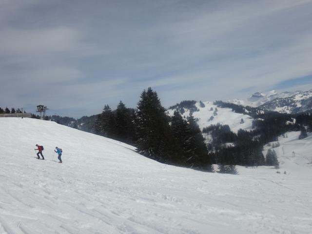 über Stägleren führt unsere Schneeschuhtour weiter zur Holzegg