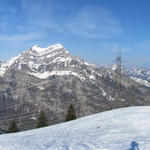 Breitbildfoto bei Fellboden 1465 m.ü.M. mit Blick zum Glärnisch, Wiggis und Rautispitz