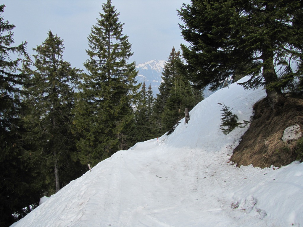 bei Punkt 1465 m.ü.M. links am Fellboden vorbei