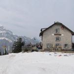 wir haben das Naturfreundehaus Fronalp auf 1389 m.ü.M. erreicht