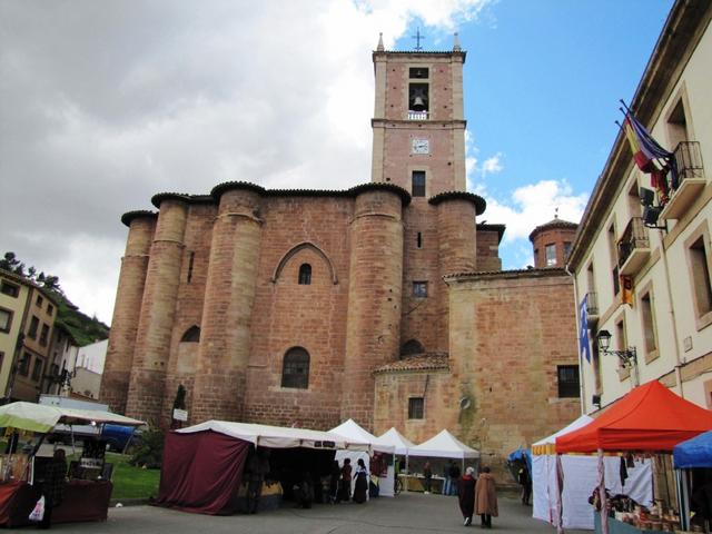 das ehemalige Benediktinerkloster Santa Maria la Real 11.Jh. wurde an der Stelle gebaut wo ein Wunder stattfand