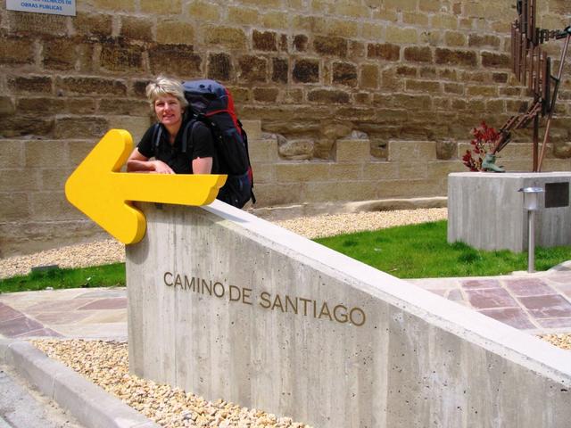 Mäusi beim Dorfeingang von Santo Domingo de la Calzada