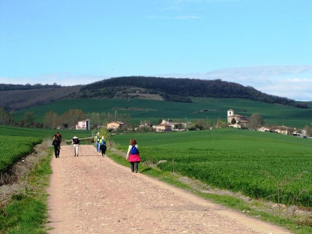 am Horizont taucht Villambistia auf