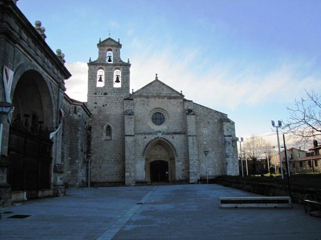 letzter Blick zur Klosterkirche von San Juan de Ortega