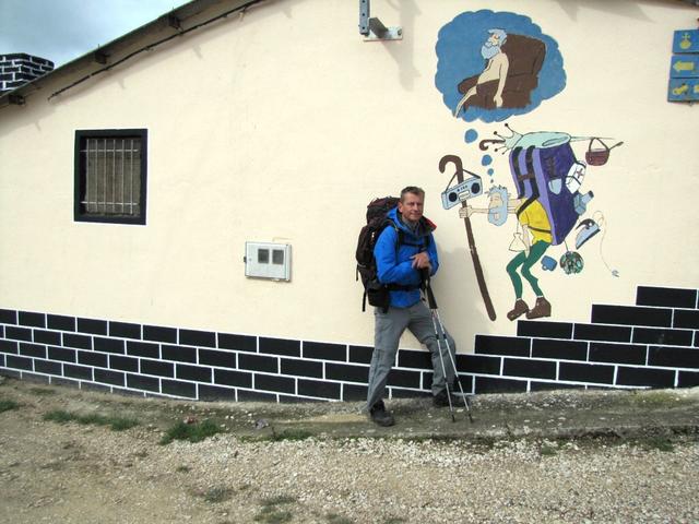 Franco bei der bekannten Wandmalerei in Cardeñuela-Riopico
