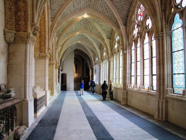 Die Kathedrale von Burgos besitzt zusätzlich noch ein schöner Kreuzgang